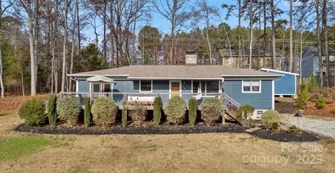 7501 Carolyn St, Denver, NC 28037