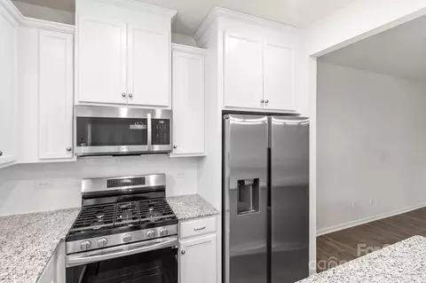 Kitchen - 3776 Yorkshire Pl, Terrell, NC 28682 photo 4 of 5