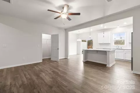 Living - 3776 Yorkshire Pl, Terrell, NC 28682 photo 1 of 4