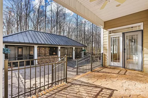 Exterior - 7722 Juniper Ln, Denver, NC 28037 photo 2 of 7