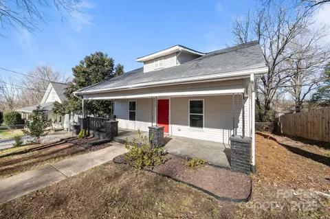 934 Cherry St, Statesville, NC 28677