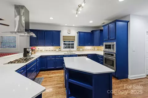 Kitchen - 5418 Commodore Pl, Clover, SC 29710 photo 2 of 3