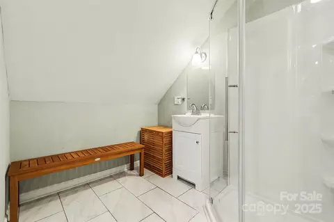 Bath - 5418 Commodore Pl, Clover, SC 29710 photo 6 of 6