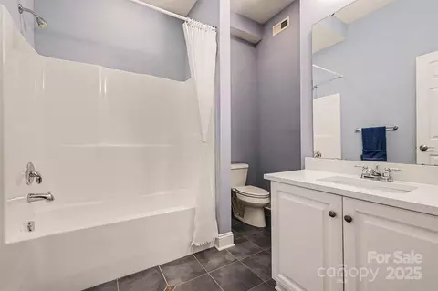 Bath - 5418 Commodore Pl, Clover, SC 29710 photo 2 of 6