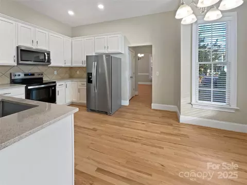 Kitchen - 1857 Second Baxter Xing, Fort Mill, SC 29708 photo 2 of 2