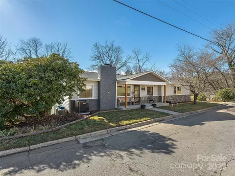 133 Axley St, Canton, NC 28716
