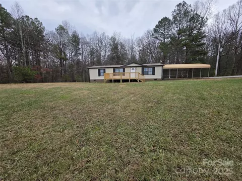 507 Liberty Ln, Taylorsville, NC 28681