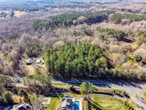 Weddington Road, Matthews, NC 28104
