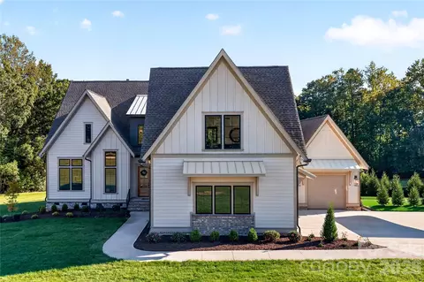 2073 Holbrook Rd, Fort Mill, SC 29715
