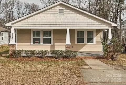 2822 Seymour Dr, Charlotte, NC 28208