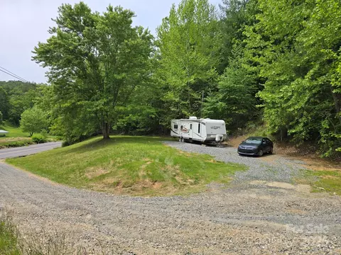 Banks Creek Road, Burnsville, NC 28714