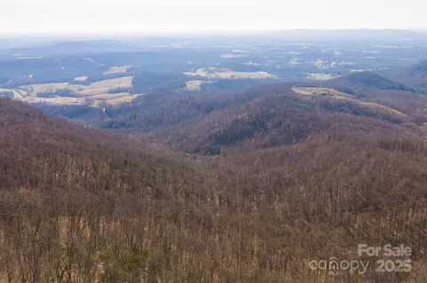 1535 Ten Acre Rock Ct, Taylorsville, NC 28681