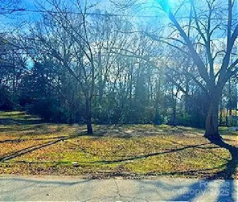 123 Piedmont Dr, Kannapolis, NC 28081