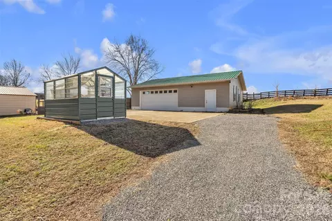280 Forest Acres Ln, Taylorsville, NC 28681