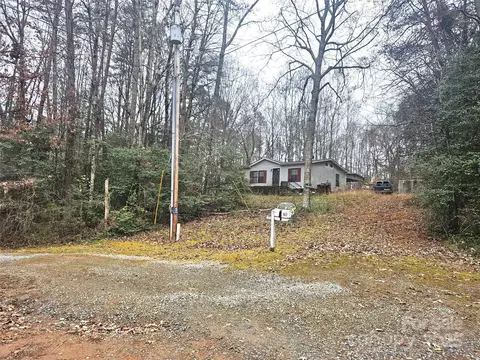 206 Benjamin Dr, Dallas, NC 28034
