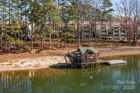 View/Area - 20119 Henderson M Rd #M, Cornelius, NC 28031 photo 2 of 4