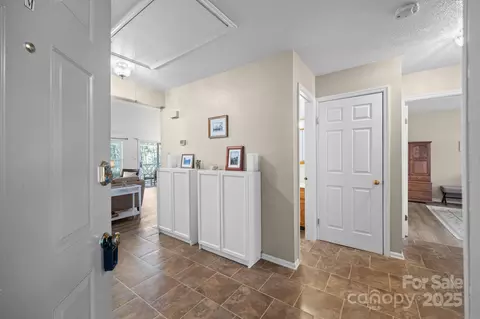 Entry Way - 20119 Henderson M Rd #M, Cornelius, NC 28031 photo 1 of 2