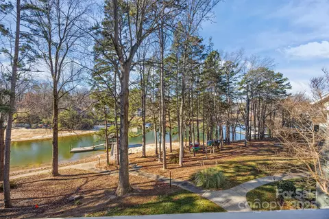 View/Area - 20119 Henderson M Rd #M, Cornelius, NC 28031 photo 1 of 4