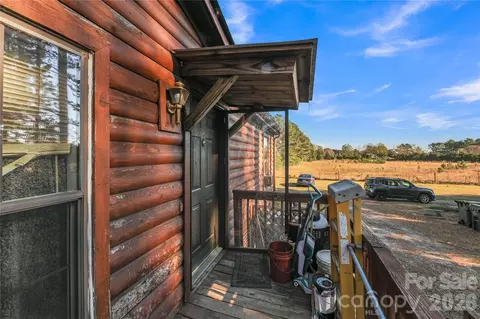 Exterior - 2571 Major Evans Rd, Lancaster, SC 29720 photo 2 of 3