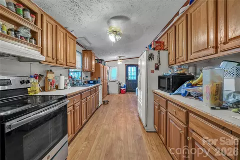 Entry Way - 2571 Major Evans Rd, Lancaster, SC 29720 photo 1 of 2