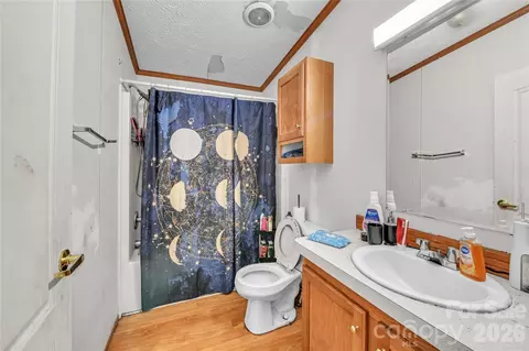 Bath - 2571 Major Evans Rd, Lancaster, SC 29720 photo 1 of 2