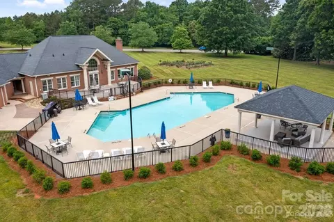 301 E Glenview Dr, Salisbury, NC 28147 photo 9