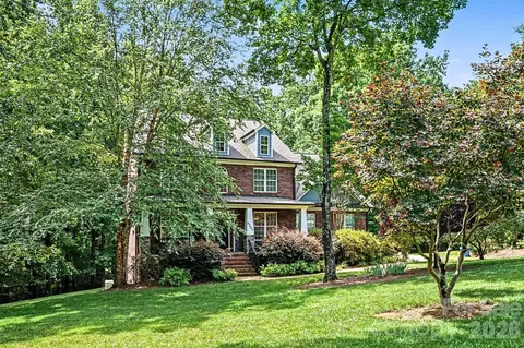 8205 Curico Ln, Charlotte, NC 28227