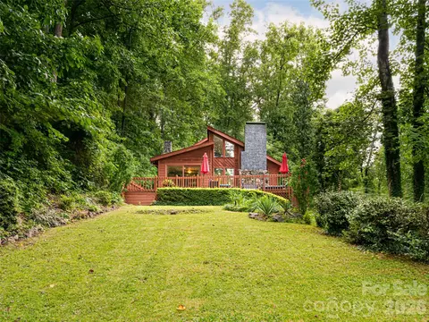 193 Rhododendron Dr, Arden, NC 28704