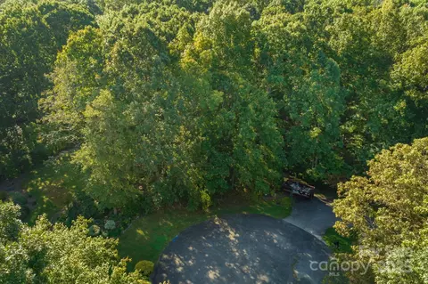 172 Doverstone Ct, Lexington, NC 27292