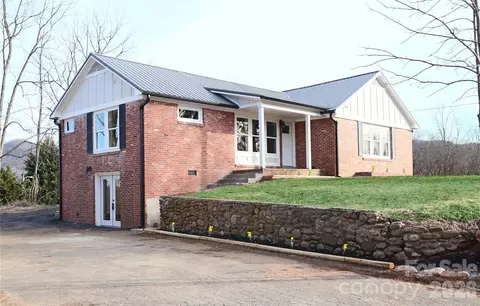 1397 Dutch Cove Rd, Canton, NC 28716