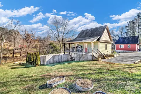 2600 Old Clyde Rd, Clyde, NC 28721 photo 8