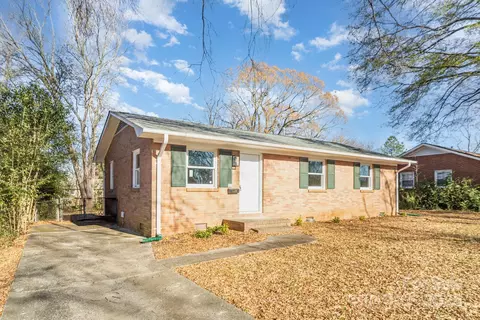 4209 Donnybrook Pl, Charlotte, NC 28205