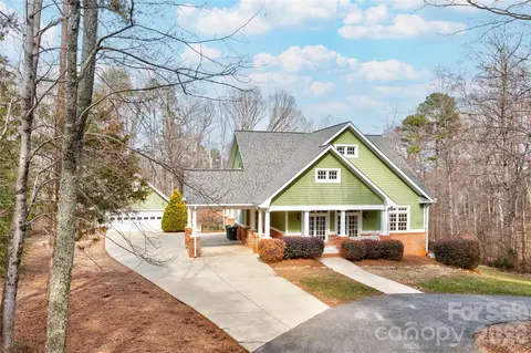 114 Tallwood Dr, Shelby, NC 28152