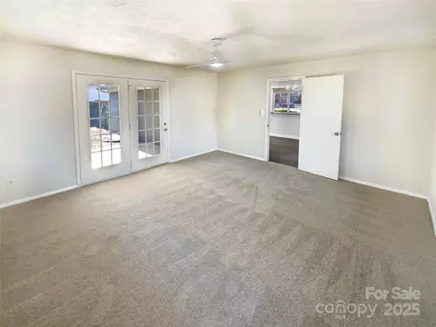 Living - 932 Sunset Dr, Salisbury, NC 28147 photo 3 of 3