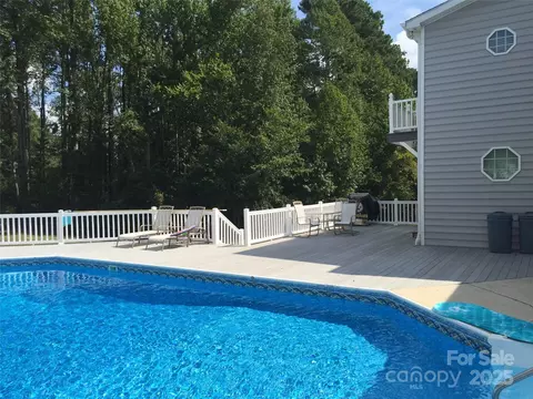 1215 Juniper St, Salisbury, NC 28146 photo 2