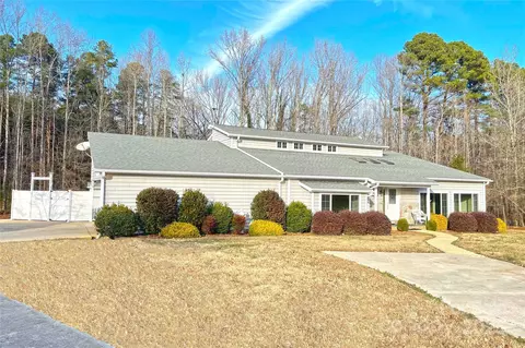 1215 Juniper St, Salisbury, NC 28146 photo 4