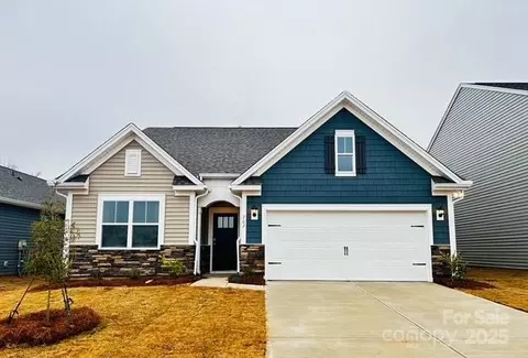 702 14th Avenue Ne Ct NE, Hickory, NC 28601