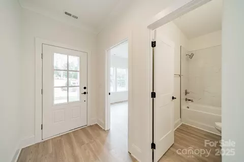Entry Way - 812 Hardin St, Lancaster, SC 29720 photo 2 of 5