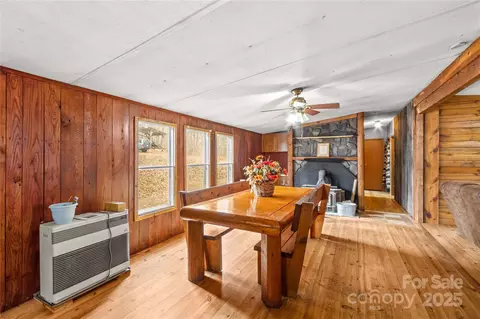 Dining - 338 Piney Grove Rd, Harmony, NC 28634 photo 1 of 2