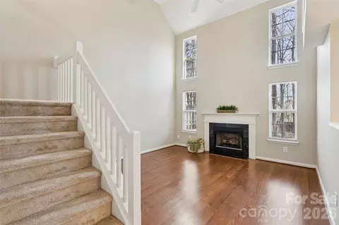 10213 University Park Ln, Charlotte, NC 28213