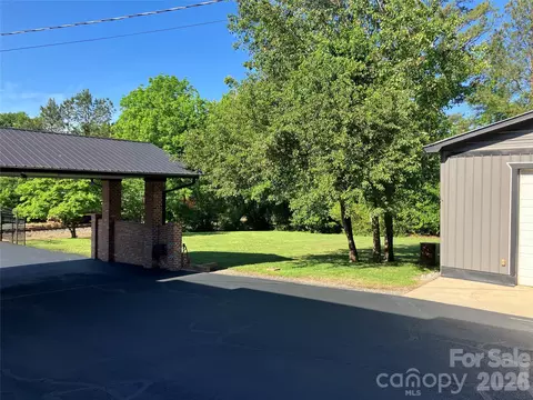 Exterior - 157 N Main St, Bostic, NC 28018 photo 6 of 8
