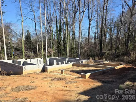 432 Country Club Ct, Shelby, NC 28150