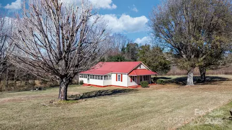 3981 Nc Highway 18 Hwy, Vale, NC 28168