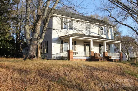 503 Morven Rd, Wadesboro, NC 28170
