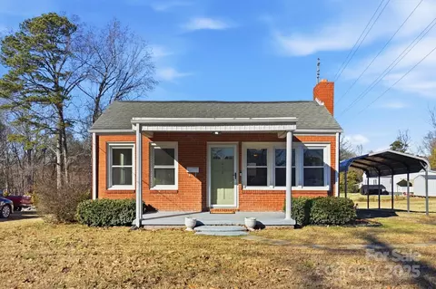412 Ridge St, Stanley, NC 28164