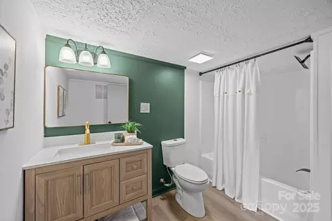 Bath - 302 Cagle Cv, Sylva, NC 28779 photo 3 of 3
