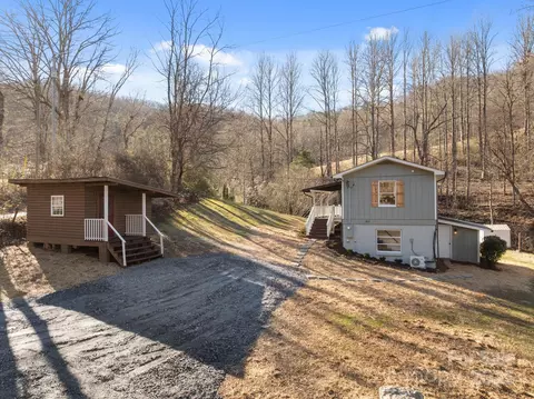 Exterior - 302 Cagle Cv, Sylva, NC 28779 photo 7 of 15