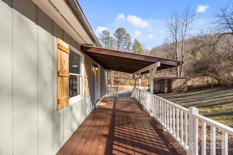 Exterior - 302 Cagle Cv, Sylva, NC 28779 photo 10 of 15