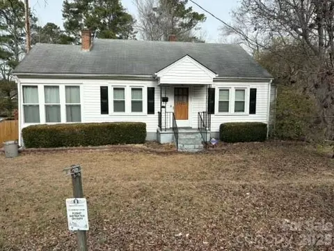 1507 Fayetteville Rd, Rockingham, NC 28379