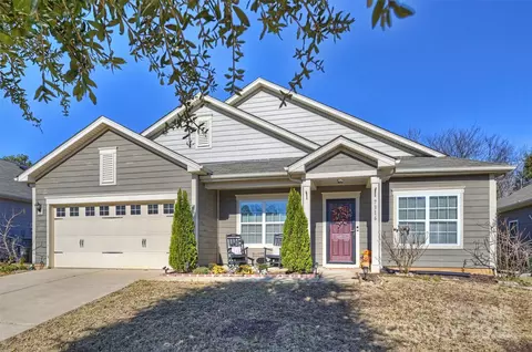 7316 Strawberry Fields Ln, Charlotte, NC 28278